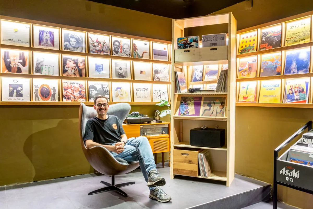 Een kast vol passie voor Marijn aan de Stegge van Paak Vinyl Bar