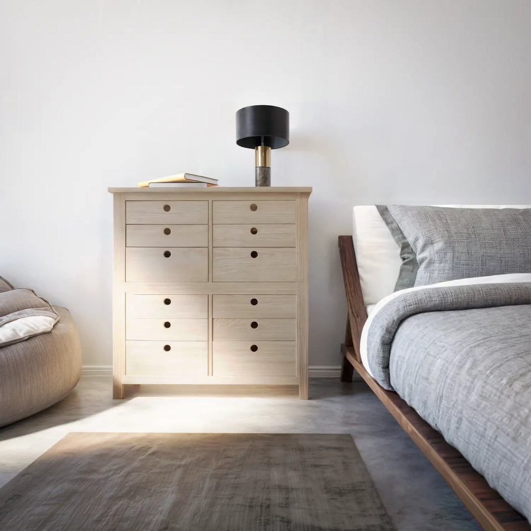 Chests of drawers