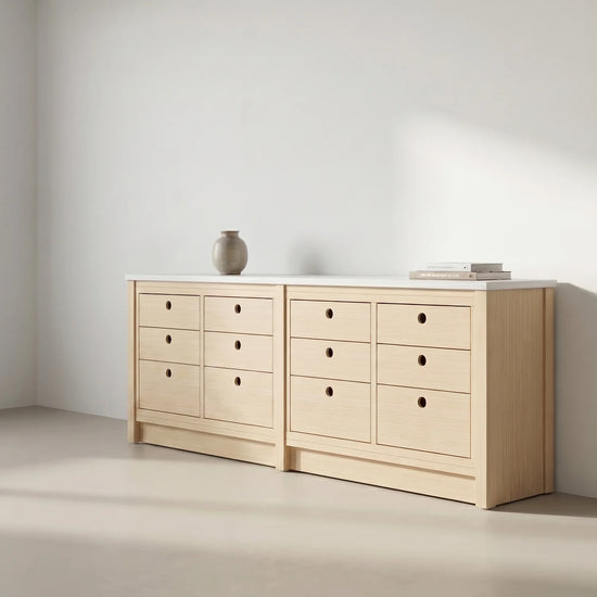 Lage scandinavische ladenkast | Lundia Original | Blank gelakt & wit hout, sfeerbeeld perspectief