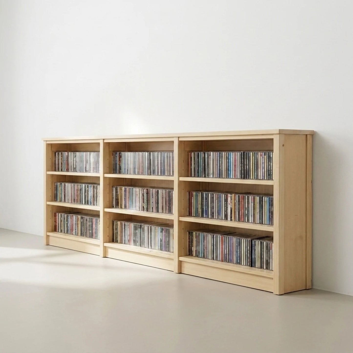 Meuble bas CD/DVD | Lundia Original | Bois laqué transparent, sfeerbeeld vooraanzicht