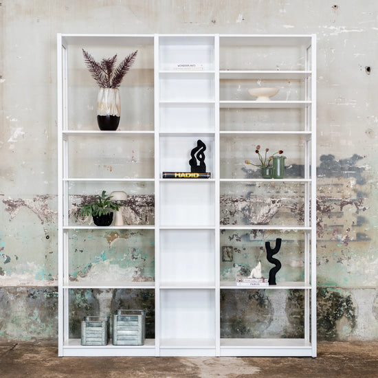 Wall cabinet | Lundia Original | Signal white solid wood with vases and plant decoration